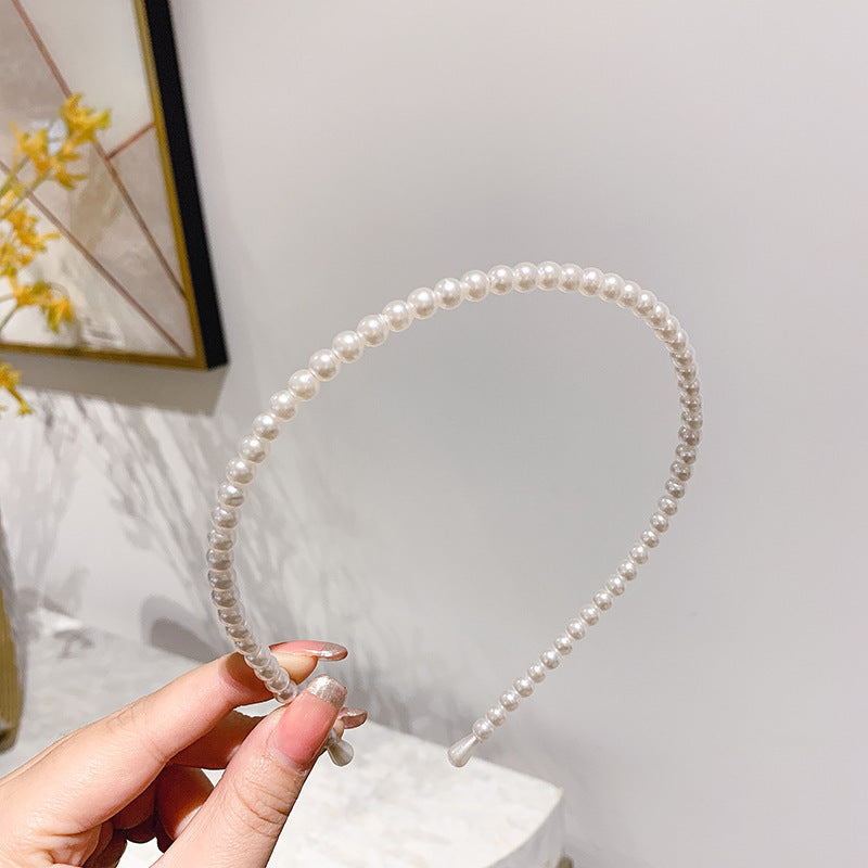 Diadema de perlas finas y elegantes de LuxuryGlow para mujer: un accesorio elegante para el cabello