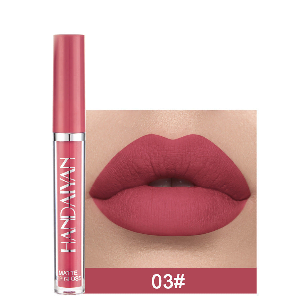 Labial líquido mate HANDAIYAN: antiadherente, resistente a las manchas y de larga duración.