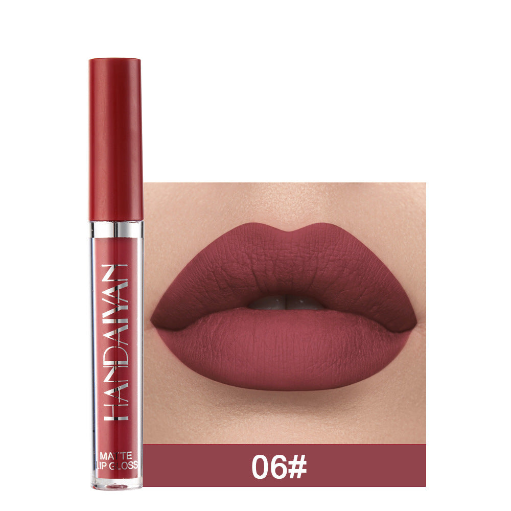 Labial líquido mate HANDAIYAN: antiadherente, resistente a las manchas y de larga duración.