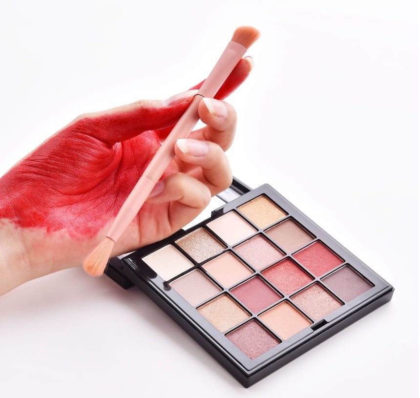 Juego de 10 brochas de maquillaje premium LuxuryGlow: mango de madera y diseño de doble punta