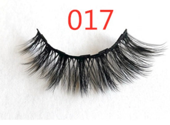 LuxuryGlow Magnetic False Eyelashes – Natural Look with Cotton Stem (1 Pair)