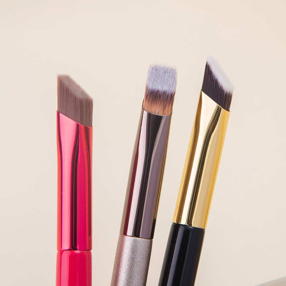 LuxuryGlow 3D Wild Eyebrow & Hairline Brush – Precise Makeup & Concealer Tool