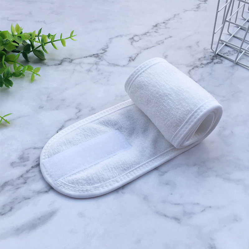 Diadema suave LuxuryGlow para el lavado facial, maquillaje y rutina de cuidado de la piel