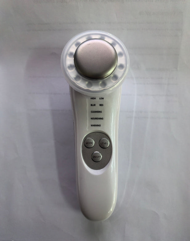 جهاز تدليك شد الوجه والبشرة 7 في 1 من LuxuryGlow مع تقنية LED وEMS