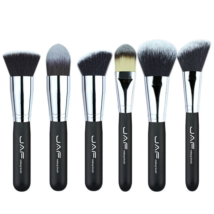 Juego de 24 brochas de maquillaje profesionales LuxuryGlow: cerdas suaves y estuche de viaje