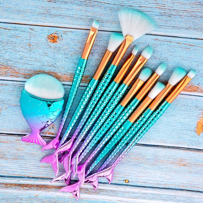 LuxuryGlow 11pcs Mermaid Makeup Brush Set – Soft, Professional Cosmetic Kit
