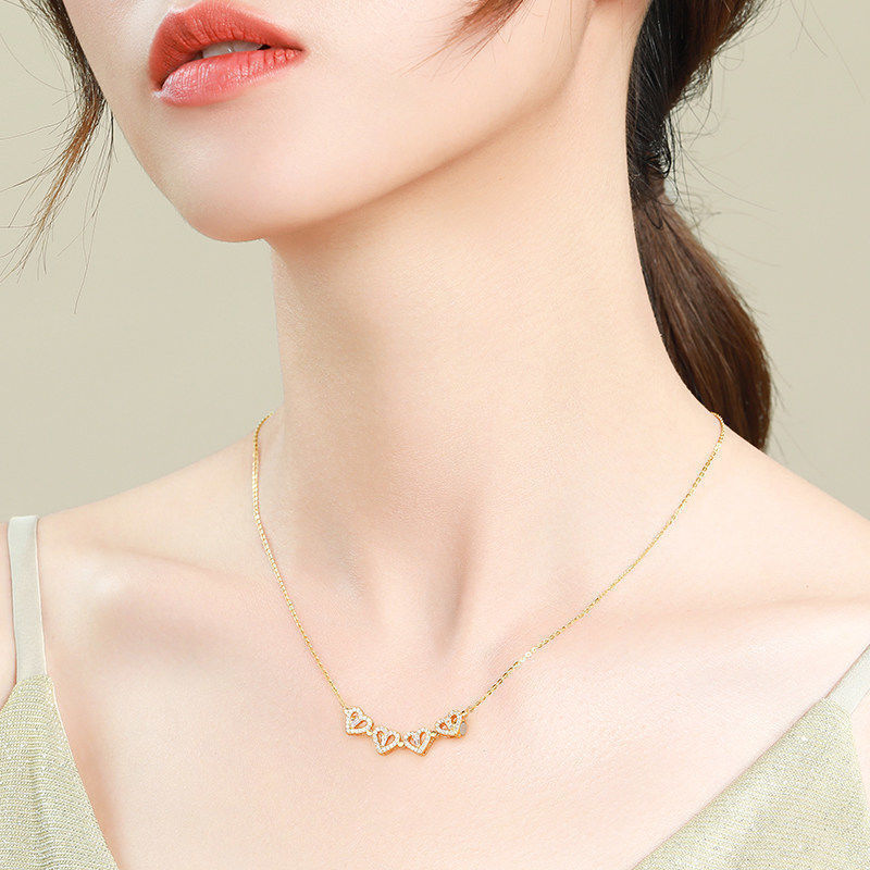 Retro Magnetic Folding Heart Shaped Four Leaf Clover Pendant Necklace Women Love Clavicle Chain Gifts Openable Choker Jewelry - LUXURY GLOW