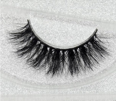 Pestañas postizas 3D de visón LuxuryGlow Faux Aurelia: volumen natural con efecto de cola larga