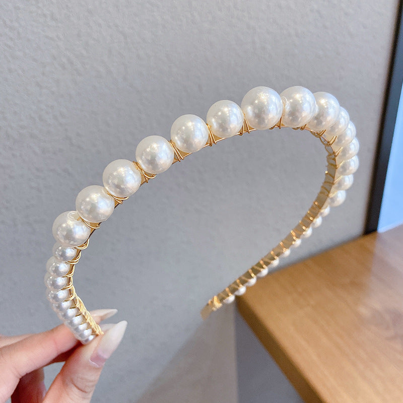 Diadema de perlas finas y elegantes de LuxuryGlow para mujer: un accesorio elegante para el cabello