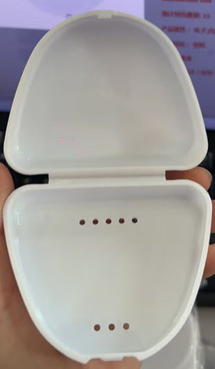 Cepillo de dientes eléctrico automático LuxuryGlow 360°: en forma de U, luz azul, resistente al agua y recargable por USB.
