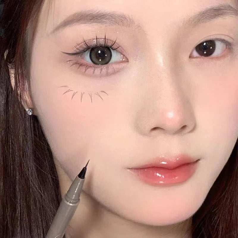 LuxuryGlow Waterproof Brown Liquid Eyeliner Pen – Long-Lasting, Smudge-Proof, Easy for Beginners