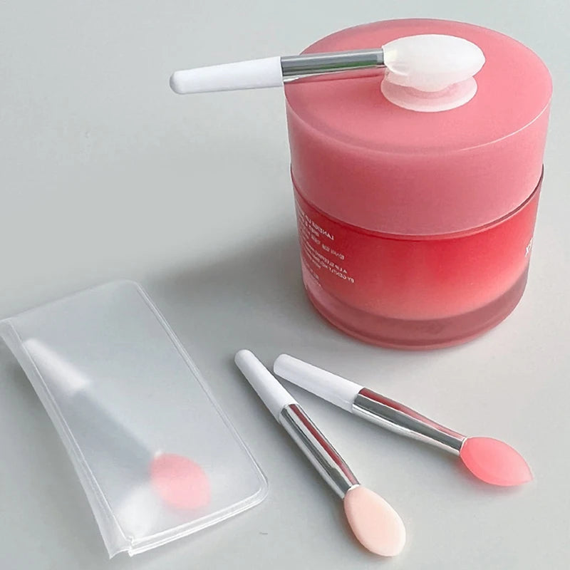 Aplicador de mascarilla labial de silicona LuxuryGlow con funda: cepillo higiénico para bálsamo labial y mascarilla