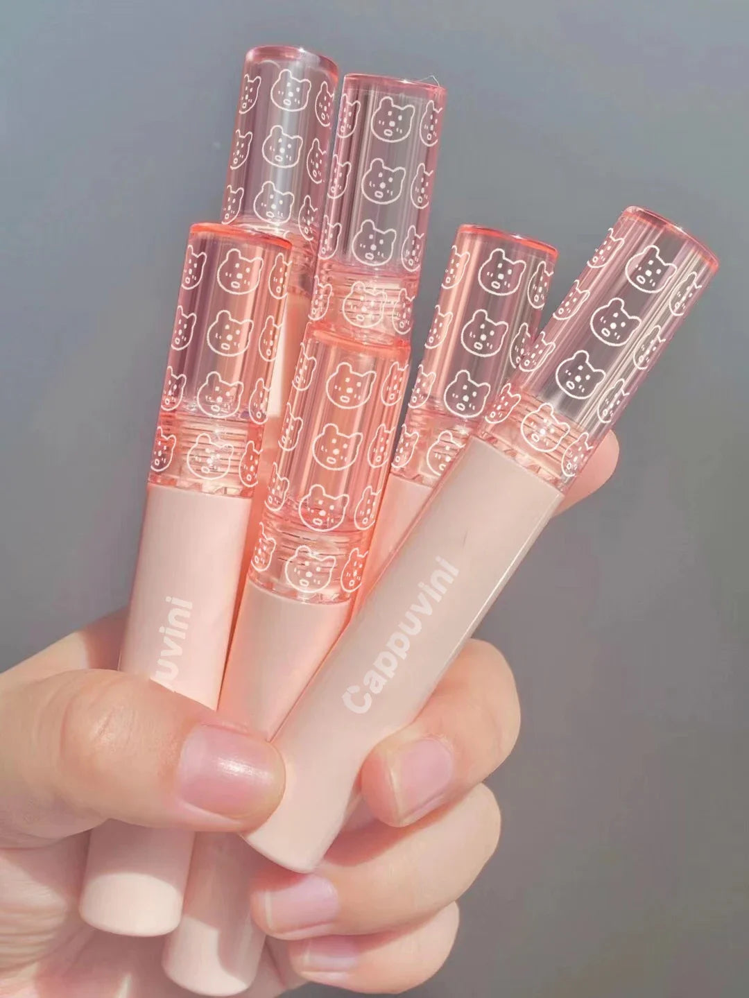Brillo de labios con efecto espejo en rosa cereza LuxuryGlow: aceite labial hidratante con brillo de cristal