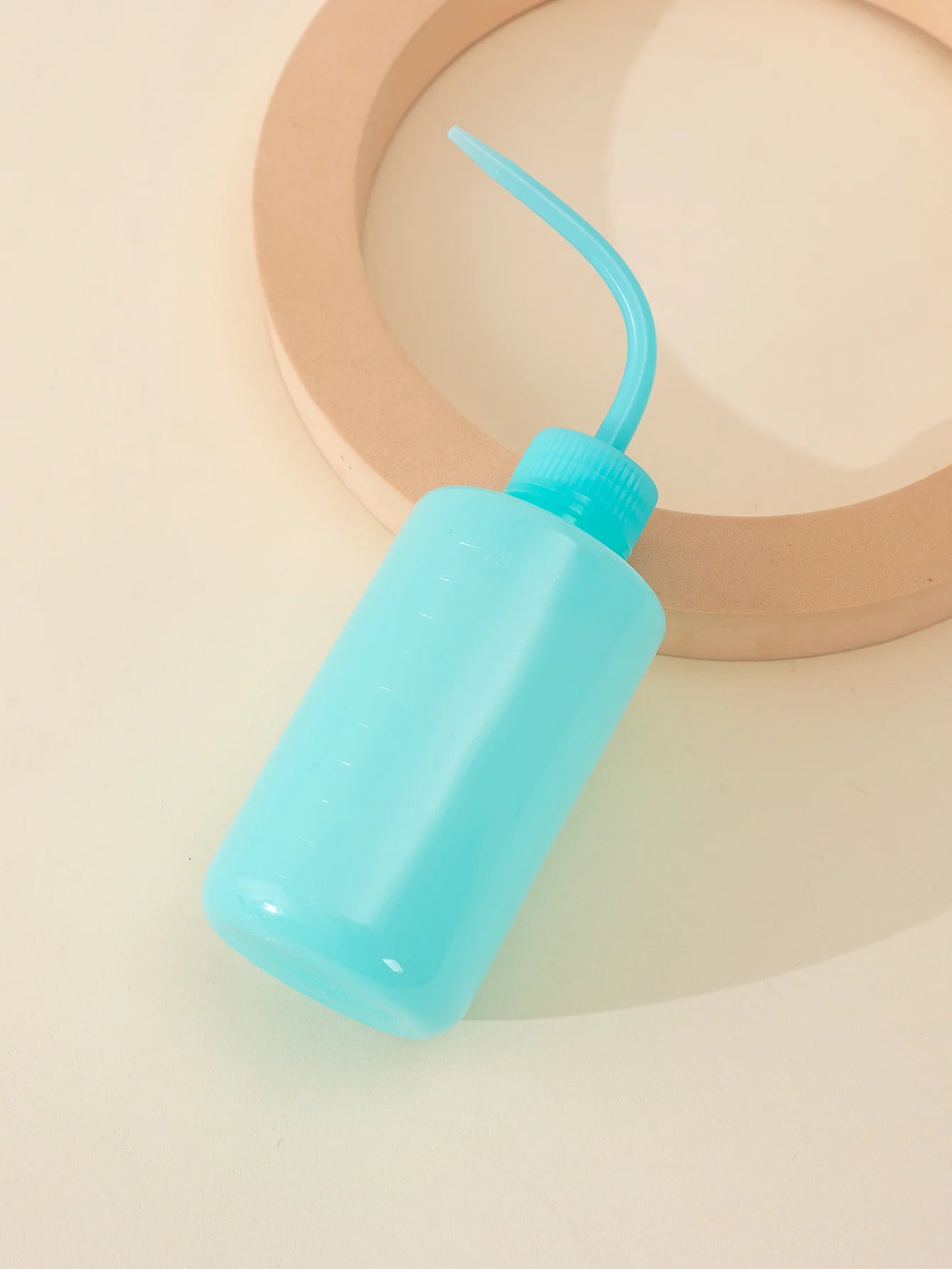 Botella limpiadora de pestañas ZernBer con codo: herramienta de precisión para enjuagar pestañas (1 unidad)