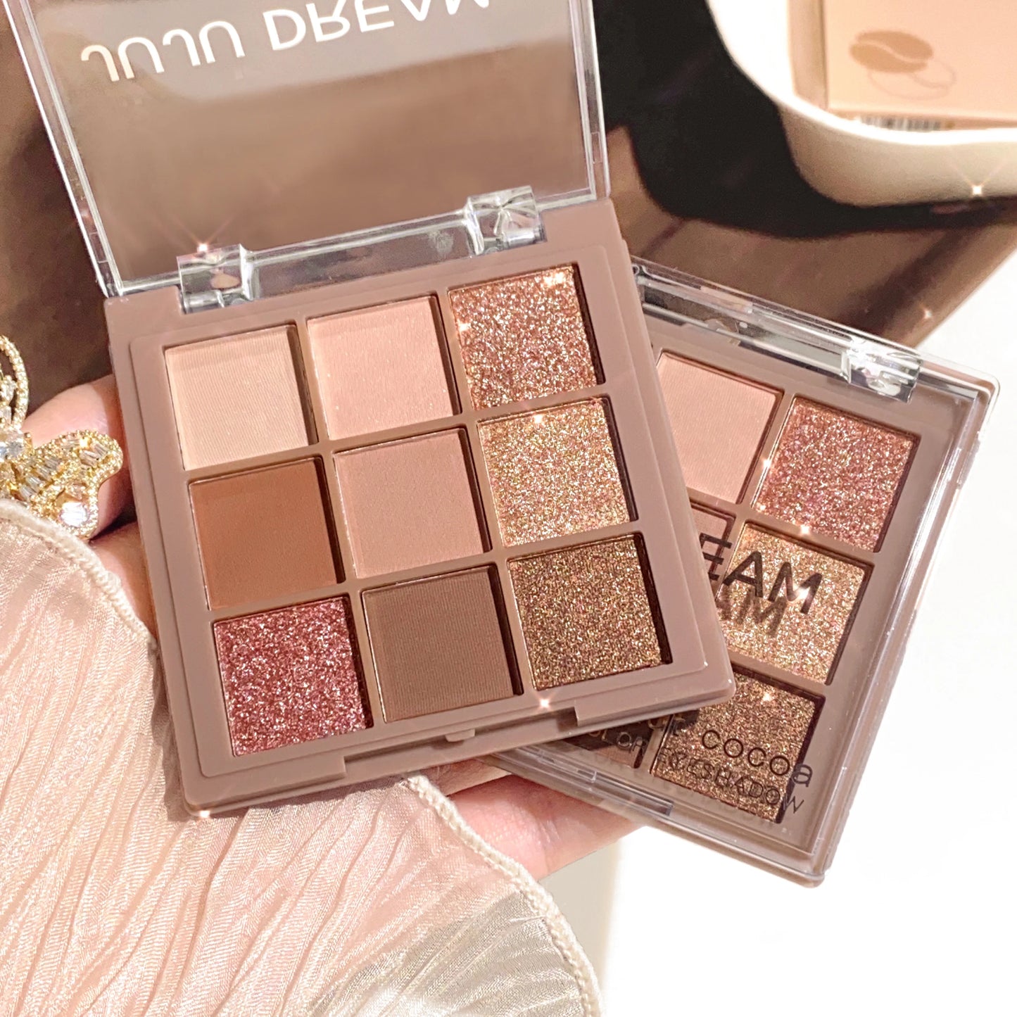 LuxuryGlow Luxurious 9-18 Color Eyeshadow Palette – Velvet Matte & Shimmer