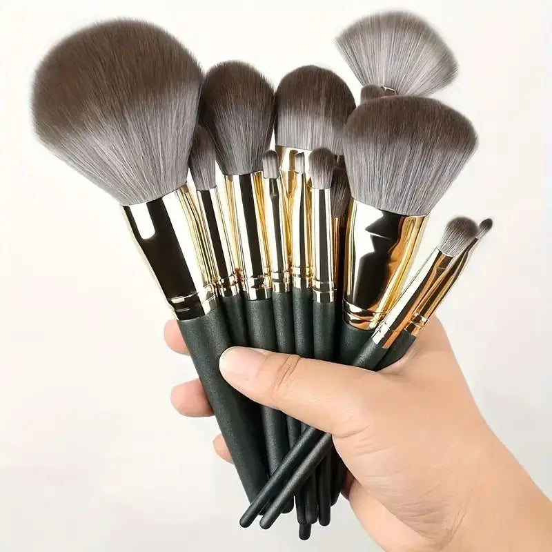 Juego de brochas de maquillaje suaves profesionales LuxuryGlow: 13, 14, 15 y 16 piezas para base, sombras de ojos, polvos y kabuki.