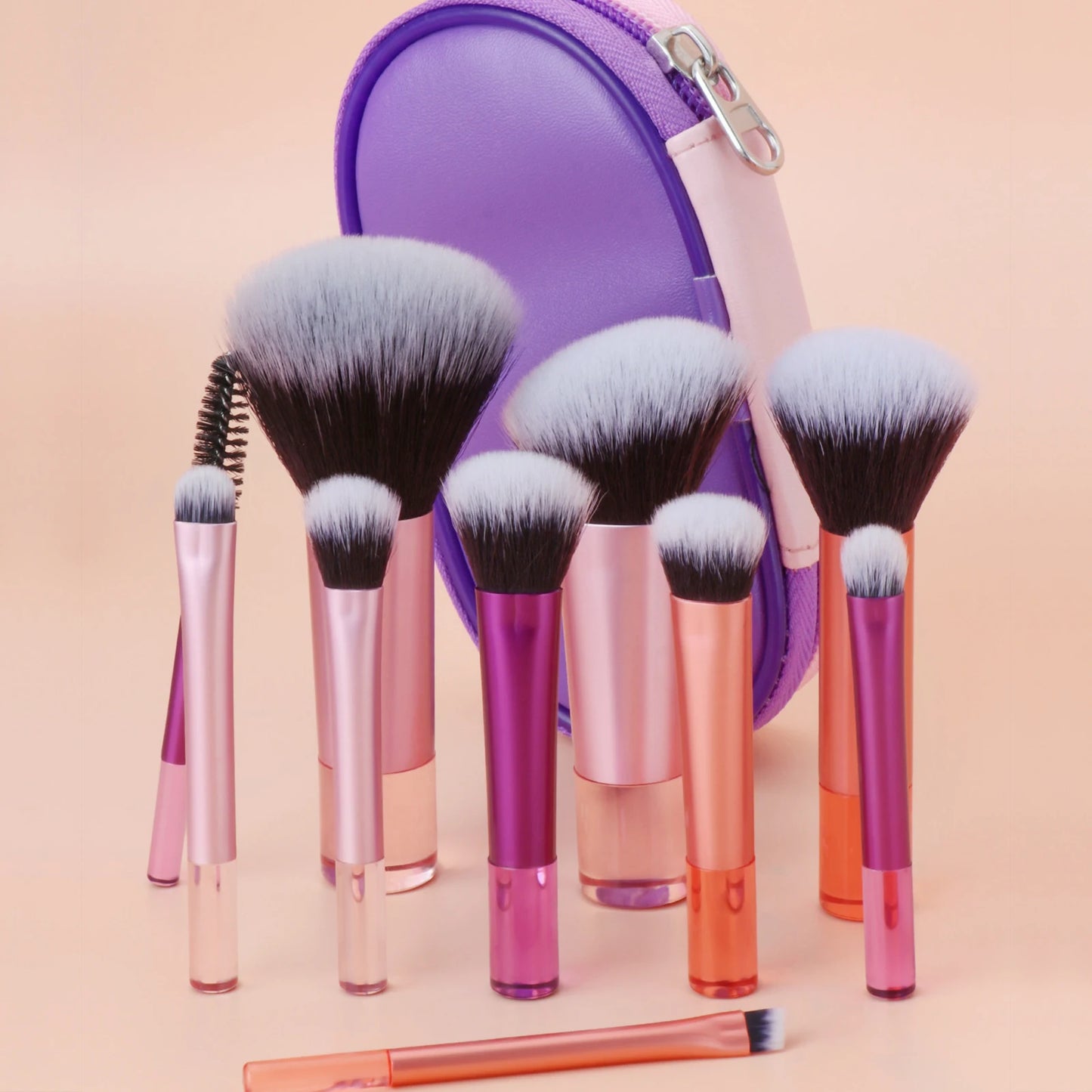 مجموعة فرش مكياج صغيرة من LuxuryGlow، 10 ألوان، مجموعة سفر محمولة مع إسفنجة وأدوات