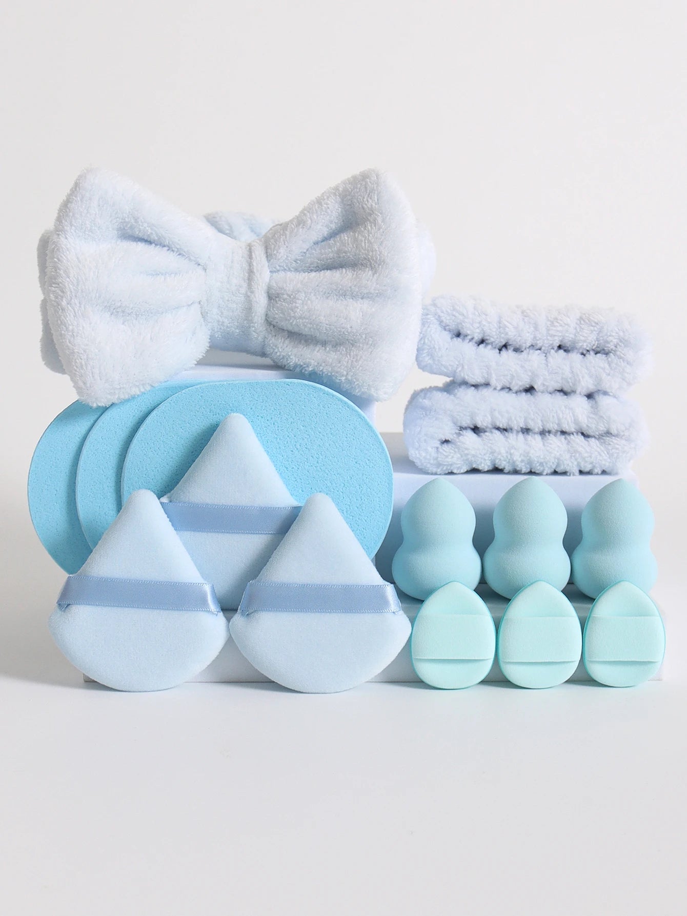 LuxuryGlow 15-Piece Makeup Sponge & Cosmetic Puff Set – Beauty Blender, Headband & Wristband