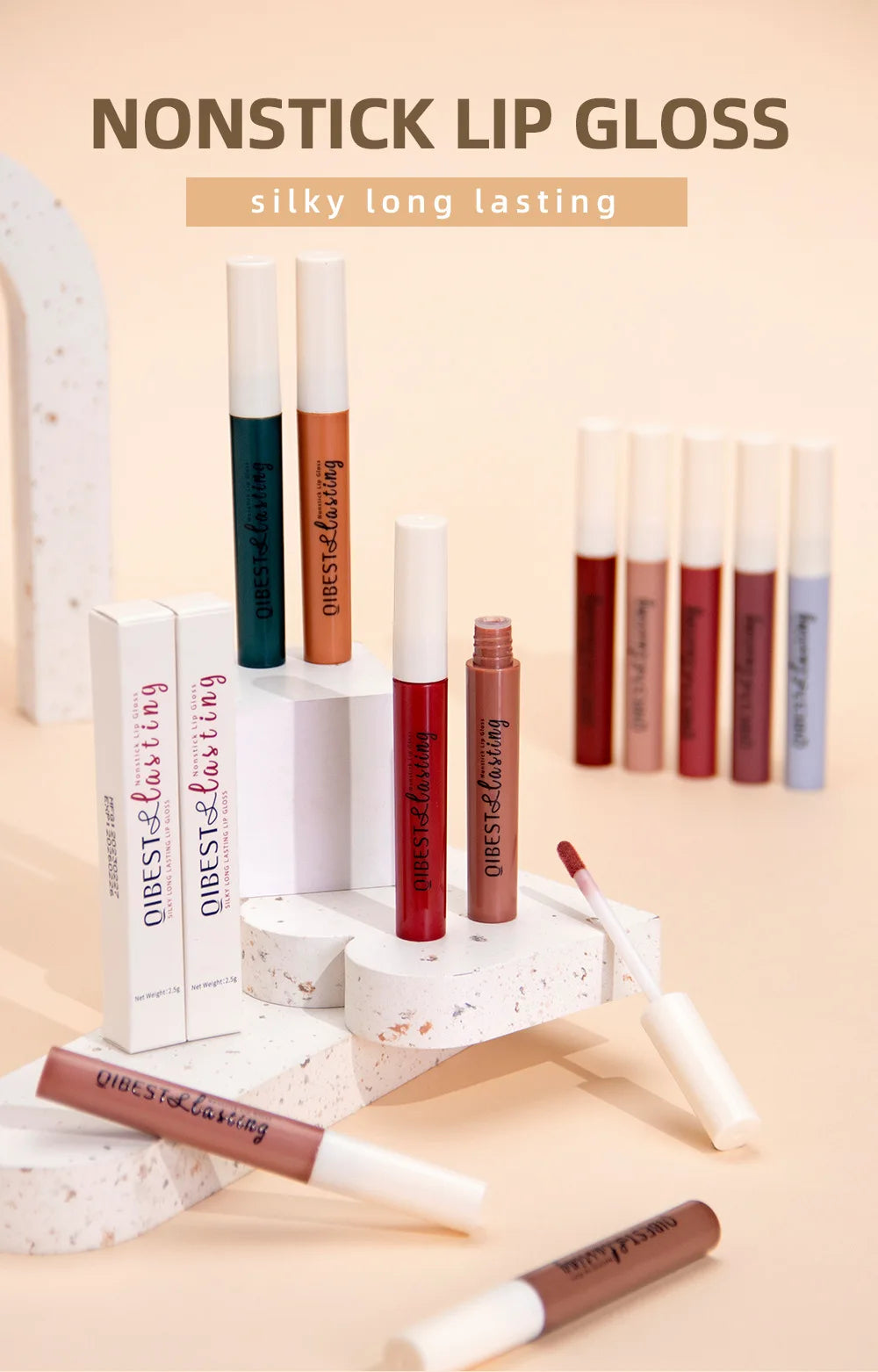 Labial líquido mate QiBest: duradero, resistente a las manchas y con acabado aterciopelado.