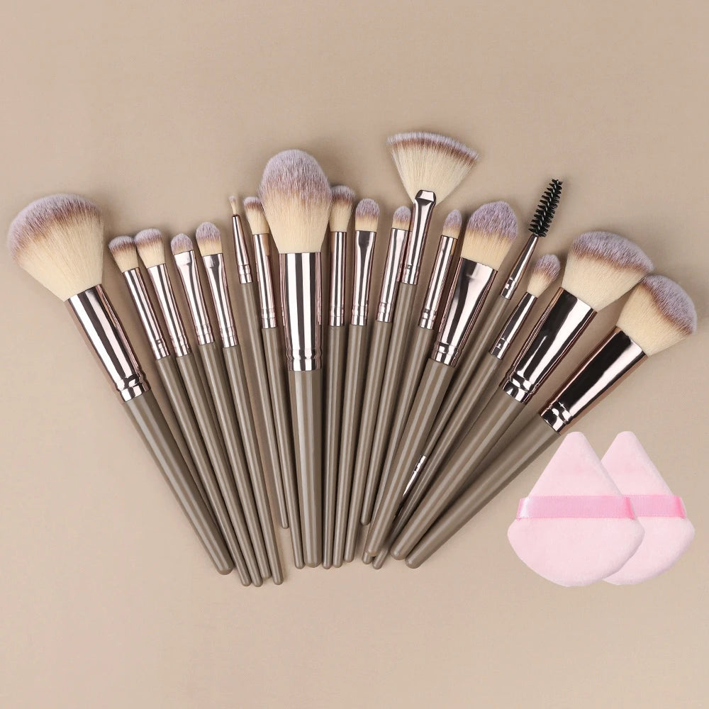 ZSRUNHUI 1–20 Pcs Professional Makeup Brush Set – Soft, Precise & Multi-Use
