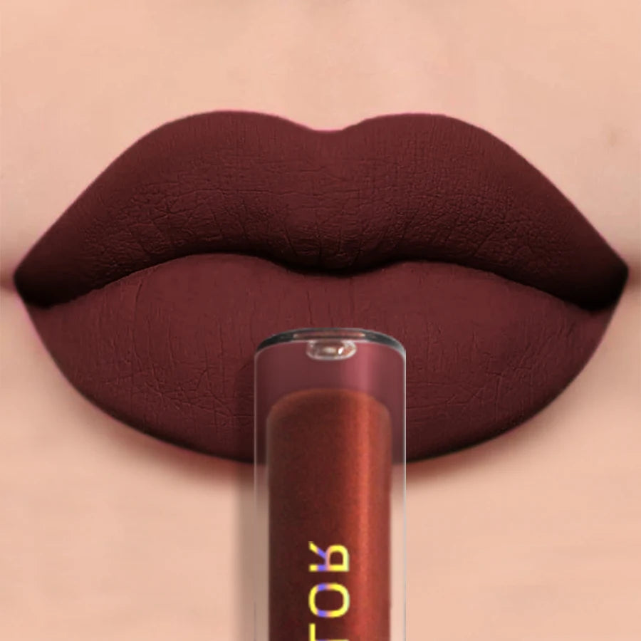 Brillo labial mate aterciopelado LuxuryGlow de 19 colores: labial líquido resistente al agua y de larga duración.