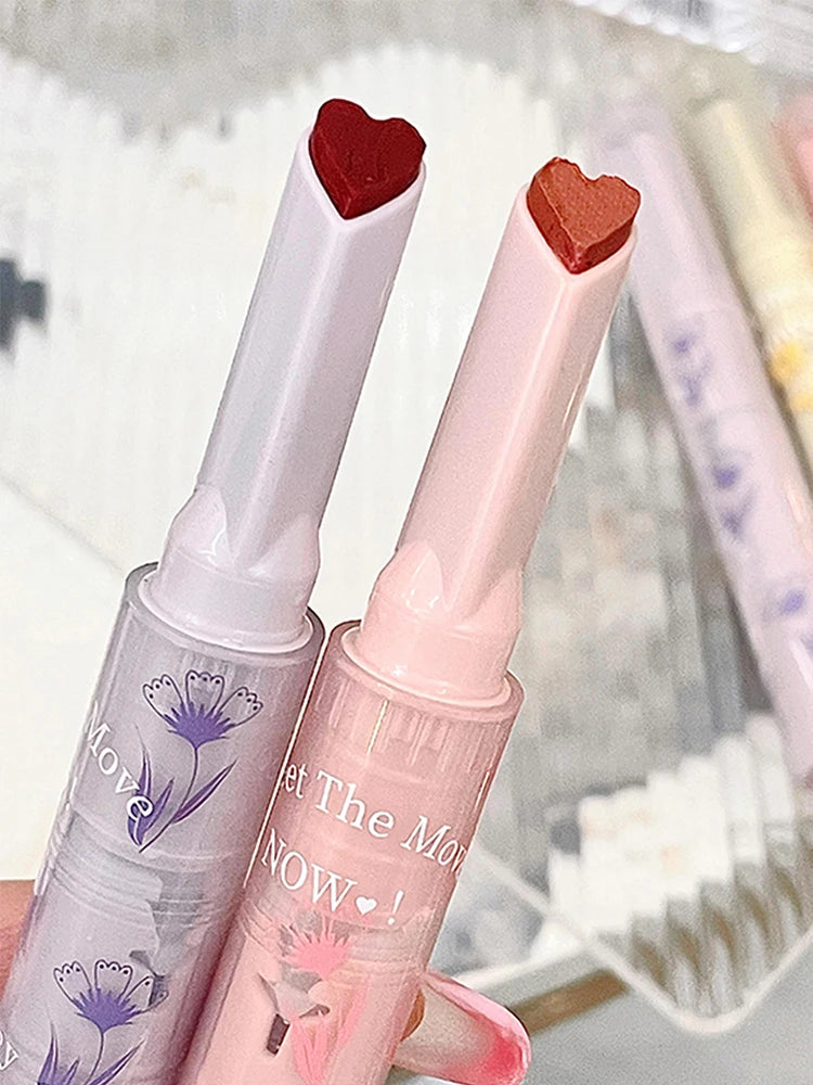 Lápiz labial Gege Bear Honey: labial hidratante en gelatina con acabado brillante.