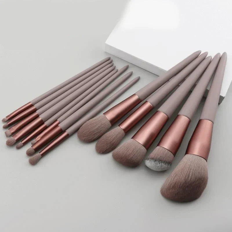 Juego de 13 brochas de maquillaje para mujer, para sombra de ojos, base, colorete, herramientas de maquillaje suaves, bolsa de belleza