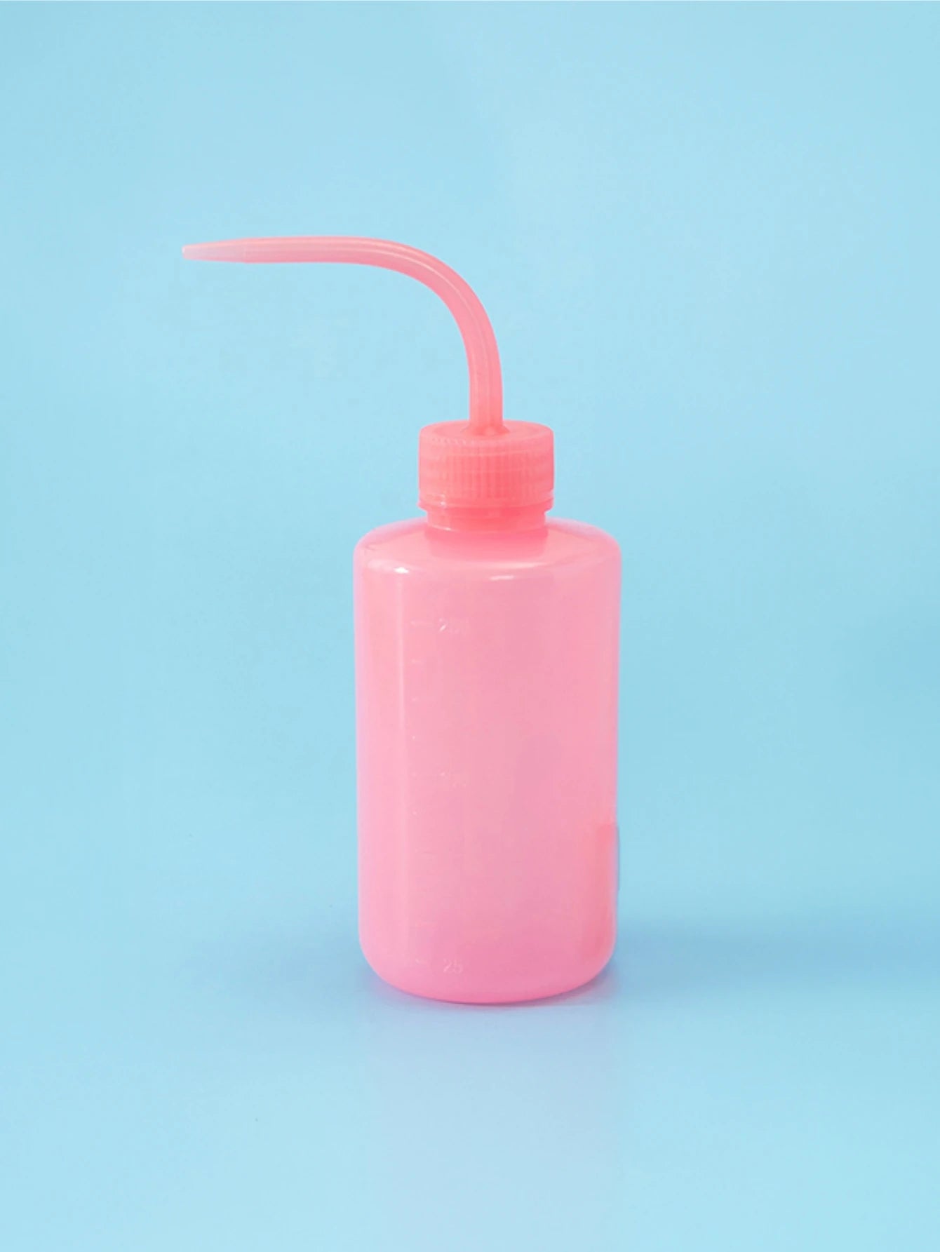ZernBer Elbow Eyelash Cleaning Bottle – Precision Squeeze Lash Rinse Tool (1PC)