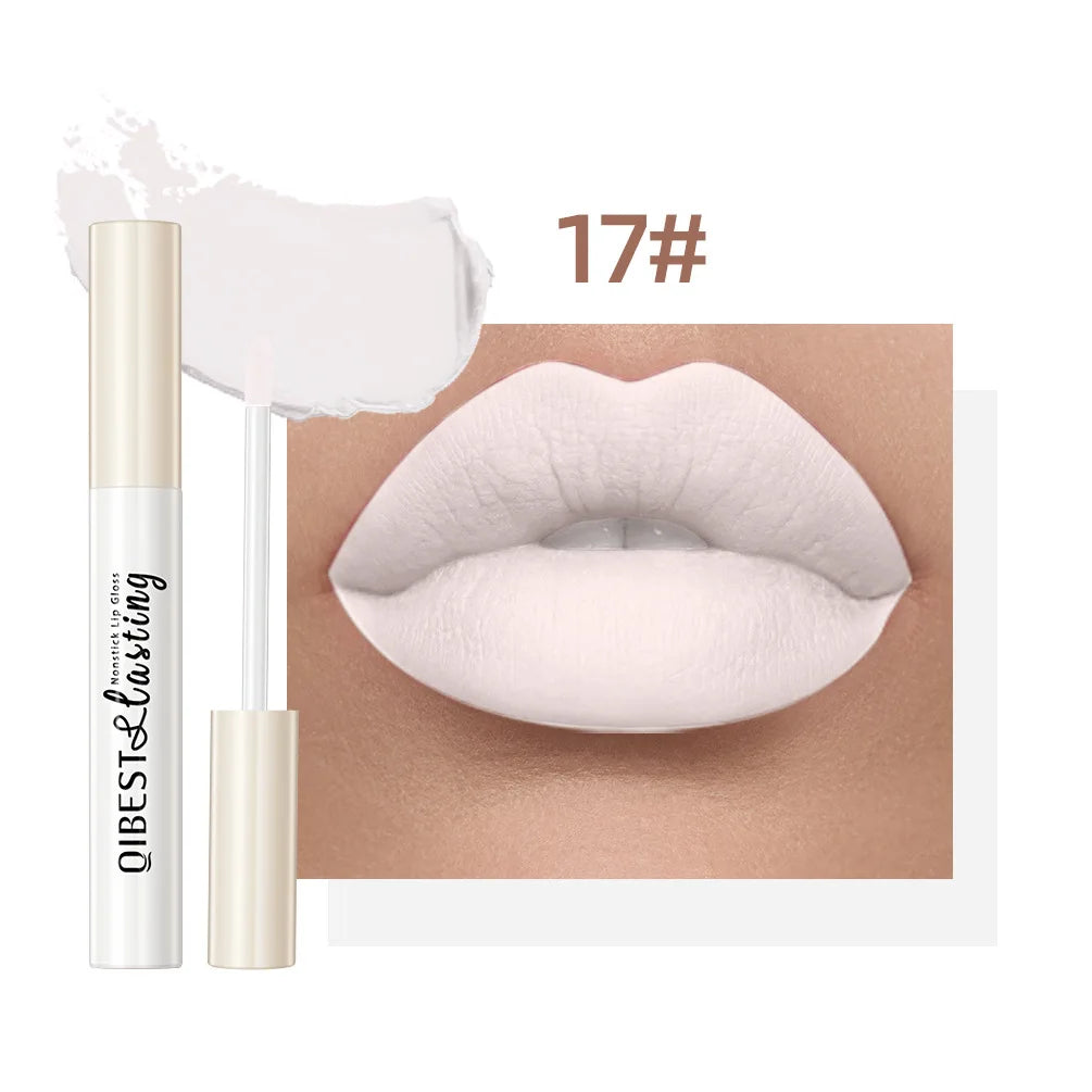 Labial líquido mate QiBest: duradero, resistente a las manchas y con acabado aterciopelado.