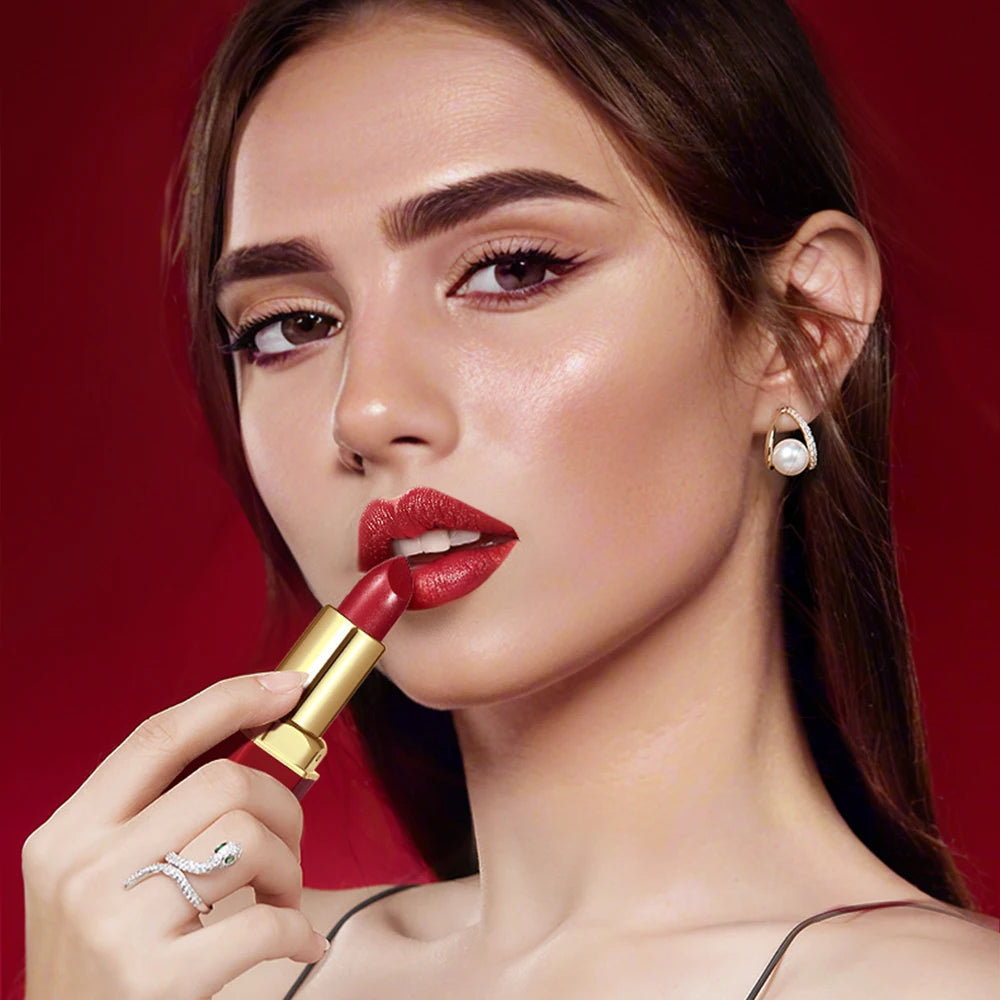 Set de labiales mate LuxuryGlow de 6 colores Gold Bar: textura aterciopelada y acabado perlado