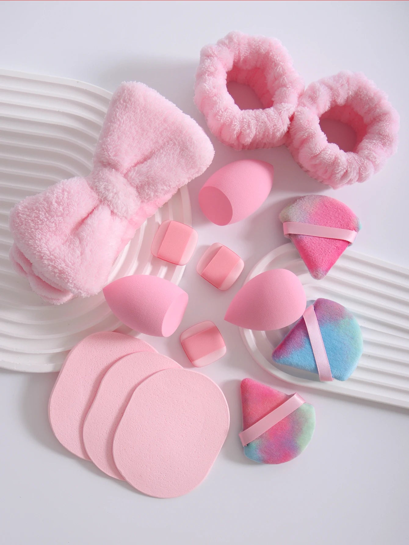 LuxuryGlow 15-Piece Makeup Sponge & Cosmetic Puff Set – Beauty Blender, Headband & Wristband