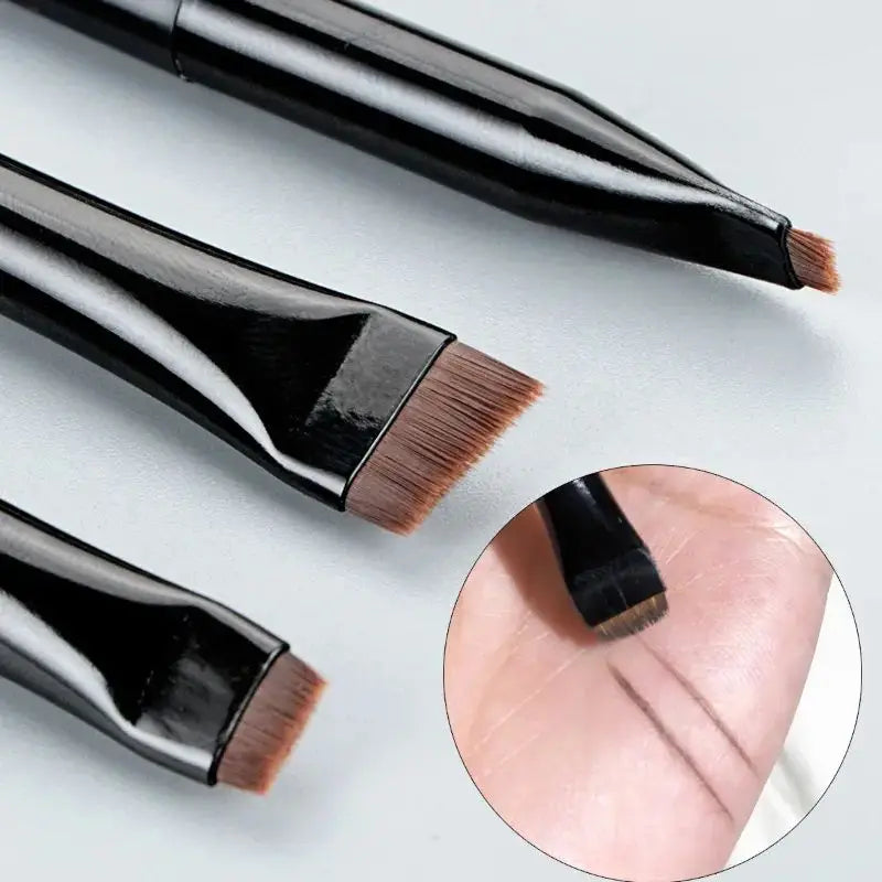 LuxuryGlow 3-Piece Eyeliner & Eyebrow Brush Set – Ultra-Fine & Flat Precision Tools