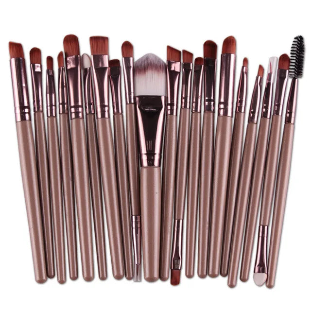 BeeChip 20 PCS Professional Makeup Brush Set – Soft Synthetic Brushes for Face & Eyes