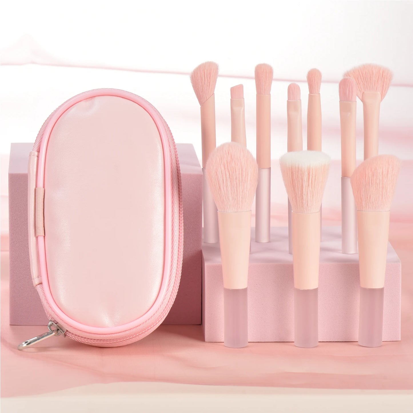 مجموعة فرش مكياج صغيرة من LuxuryGlow، 10 ألوان، مجموعة سفر محمولة مع إسفنجة وأدوات