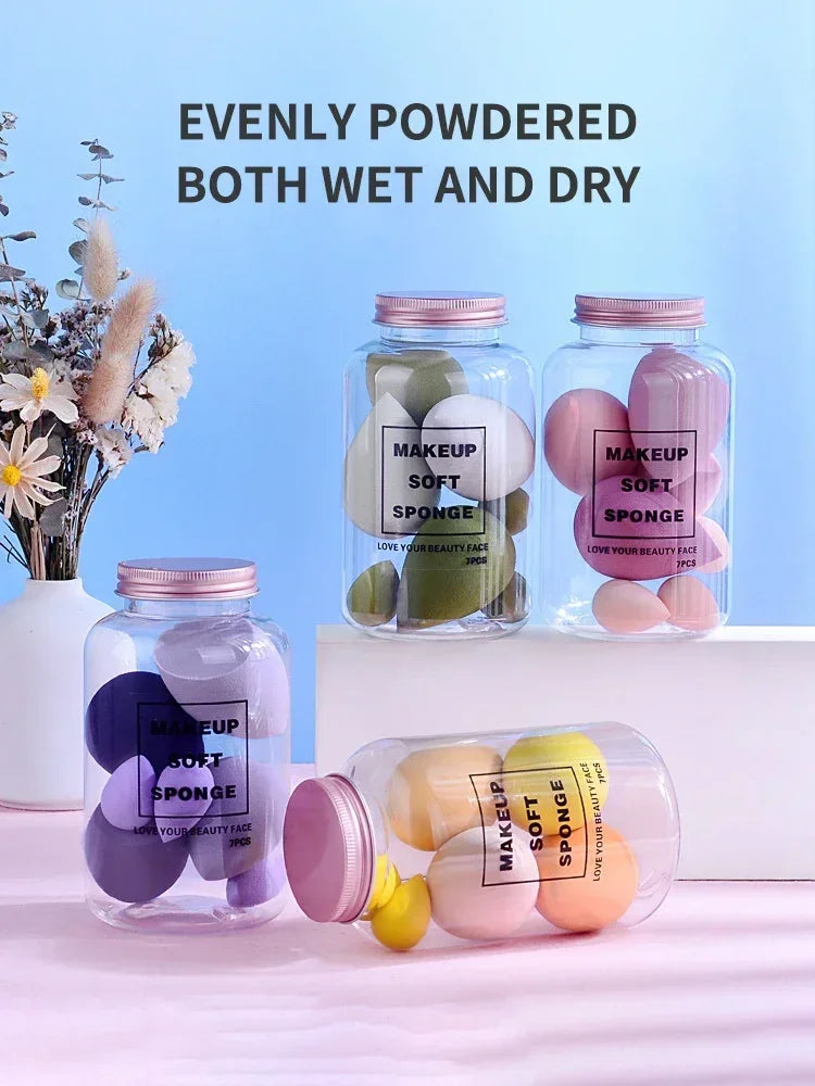 Juego de 7 esponjas de maquillaje con degradado LuxuryGlow con caja de cartón para guardar huevos: suaves y reutilizables.