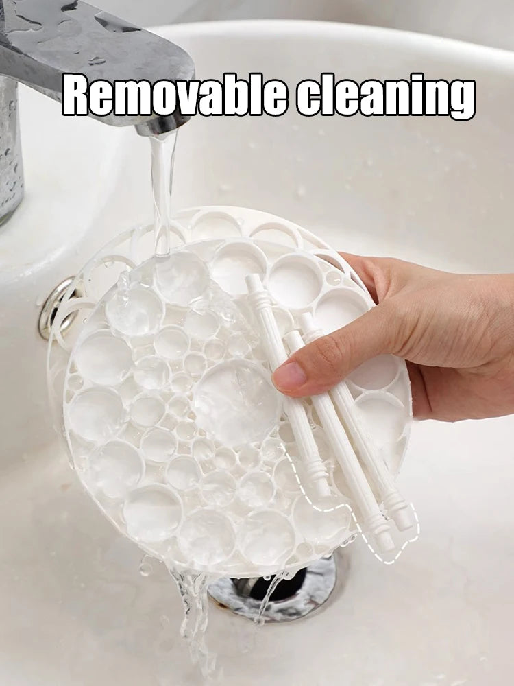 Organizador de brochas de maquillaje LuxuryGlow de 45 compartimentos: desmontable, lavable y compacto para brochas y bolígrafos.