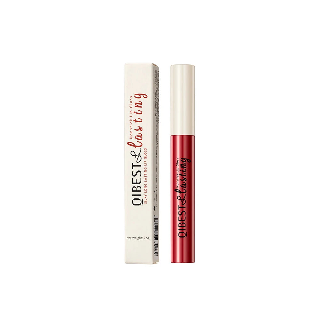 Labial líquido mate QiBest: duradero, resistente a las manchas y con acabado aterciopelado.