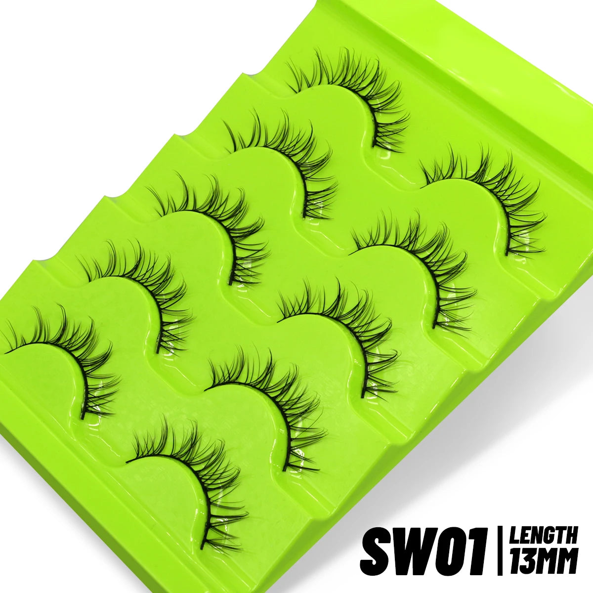 GROINNEYA Cat Eye Wispy Lashes – 5/6 Pairs Clear Band Natural 6D Eyelash Extensions