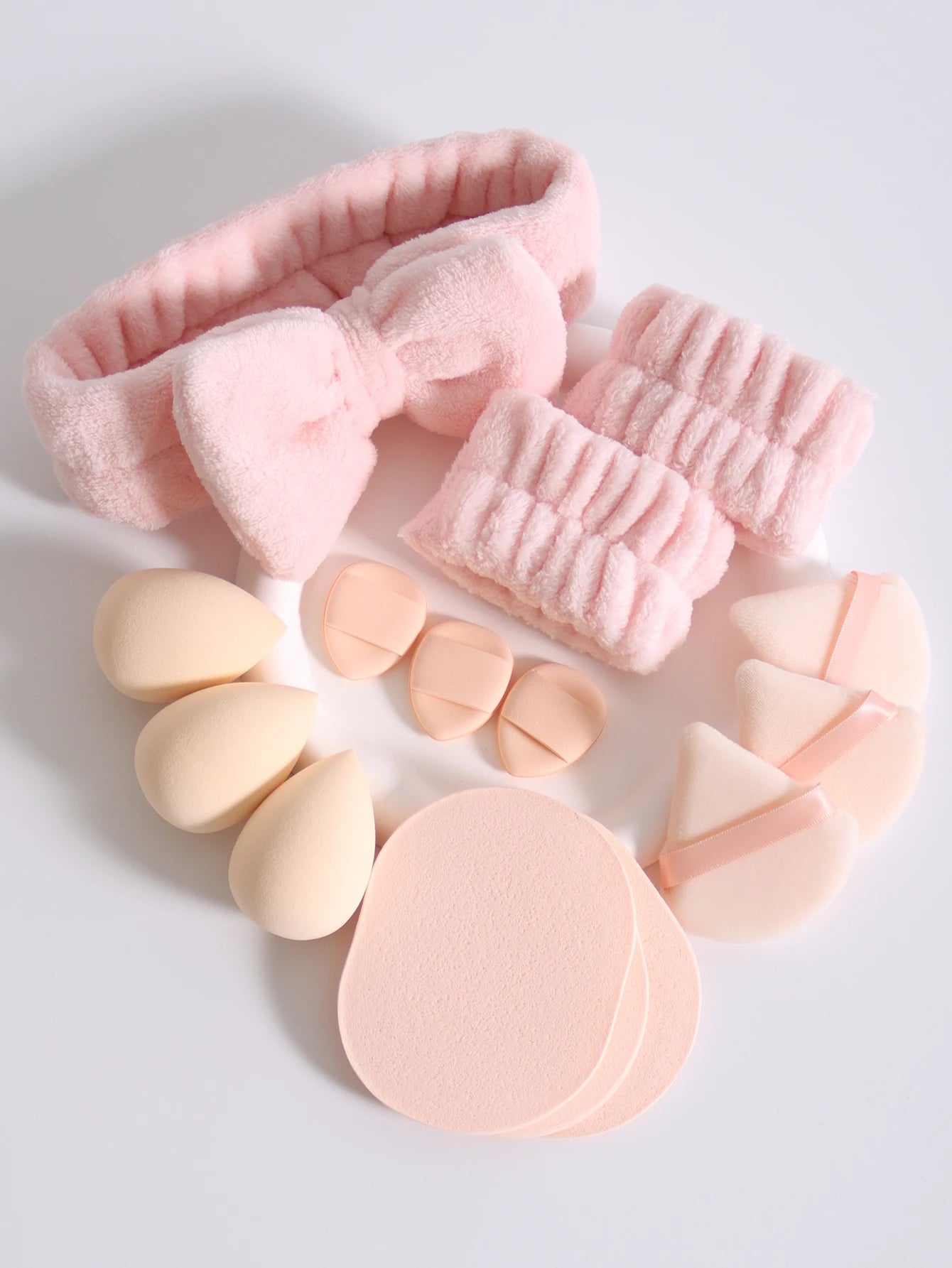 LuxuryGlow 15-Piece Makeup Sponge & Cosmetic Puff Set – Beauty Blender, Headband & Wristband