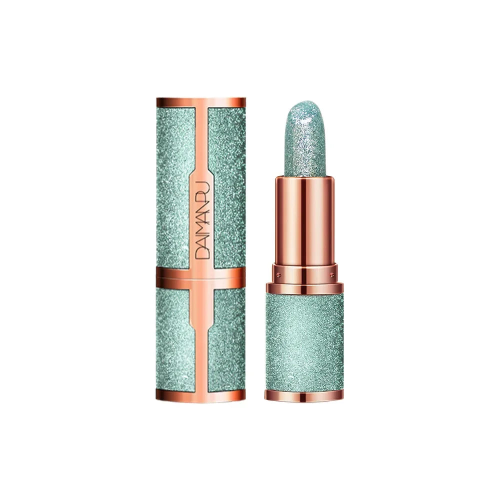 Lápiz labial LuxuryGlow con brillo que cambia de color: mate, hidratante y resistente al agua.