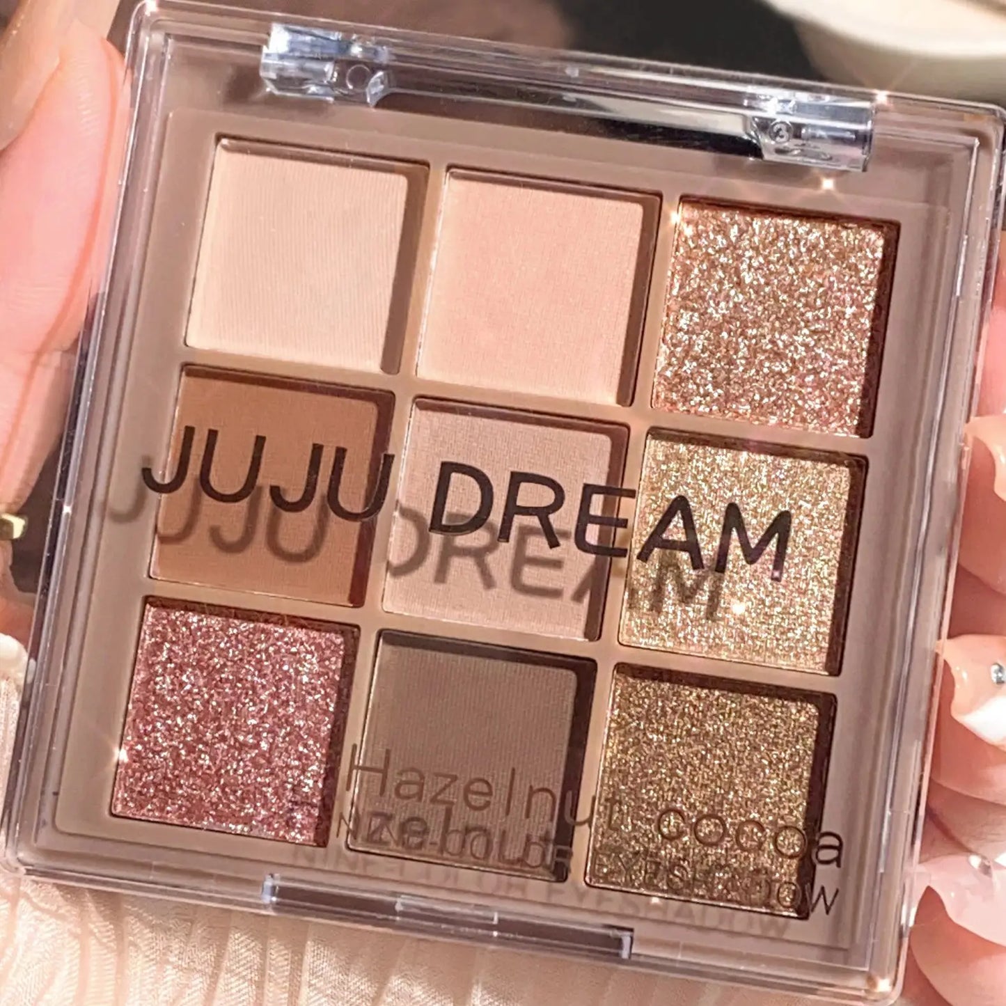LuxuryGlow Luxurious 9-18 Color Eyeshadow Palette – Velvet Matte & Shimmer