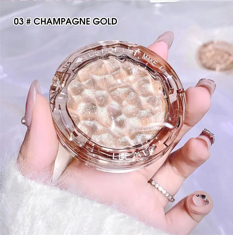 لوحة تحديد وإضاءة فاخرة عالية اللمعان من LuxuryGlow - كريم لامع يدوم طويلاً لتوهج طبيعي ولمسة نهائية مشرقة