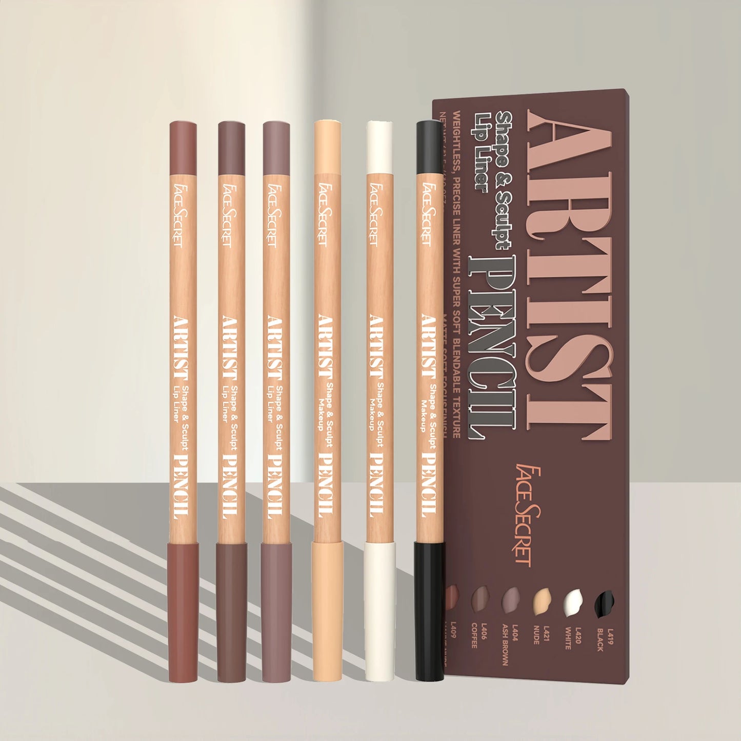 Lápiz delineador de labios mate LuxuryGlow Face Secret: resistente al agua, duradero y fácil de aplicar.