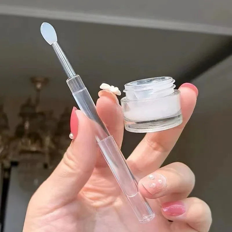 فرشاة مكياج العيون والشفاه متعددة الوظائف من السيليكون من LuxuryGlow - محمولة وصحية