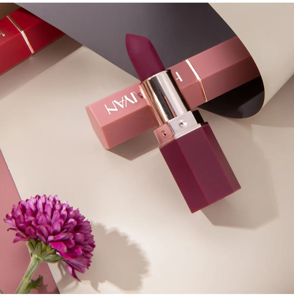 Handaiyan 6-Color Matte Velvet Lipstick Set – Waterproof, Long-Lasting Nude & Red Shades