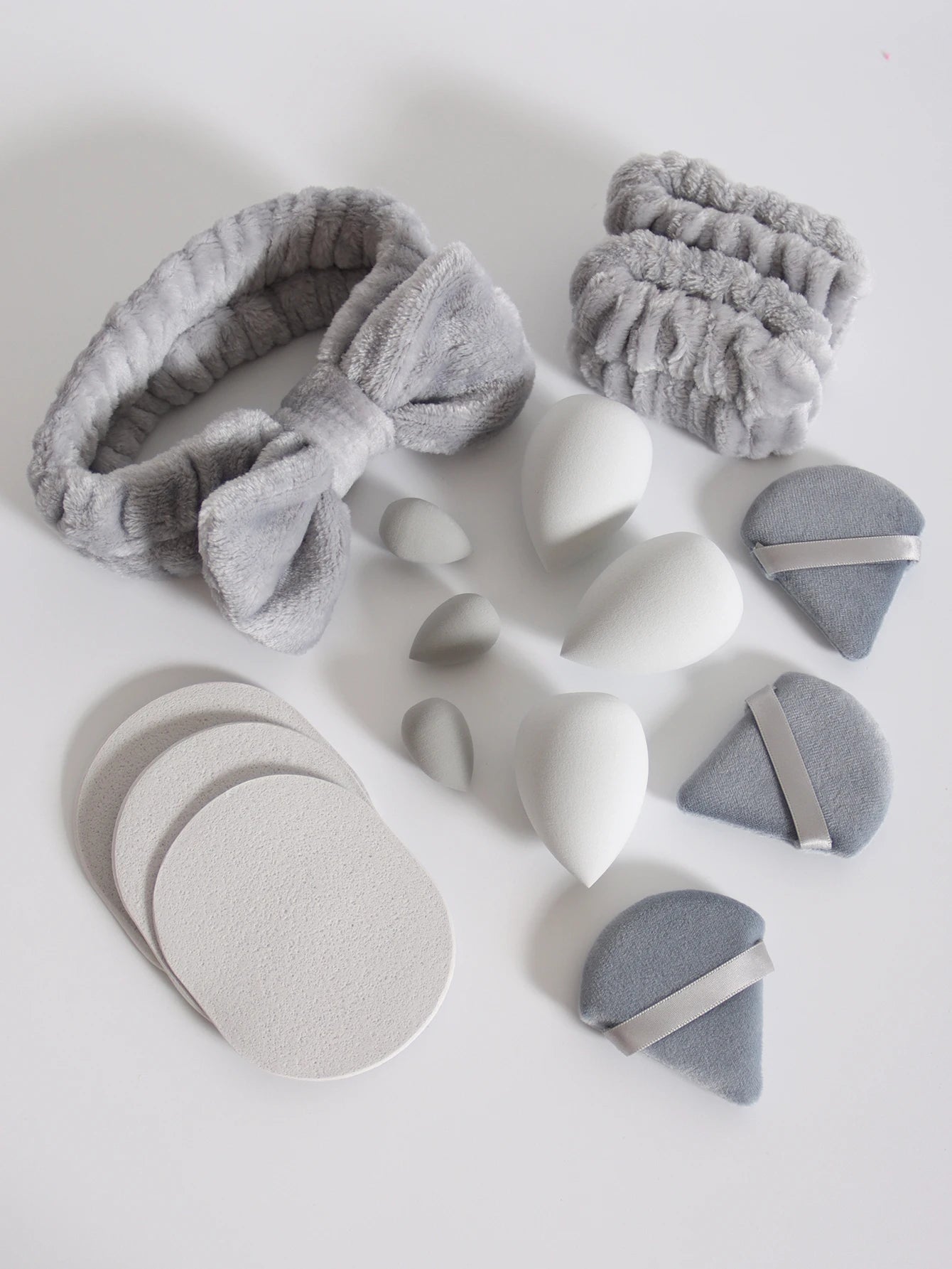 LuxuryGlow 15-Piece Makeup Sponge & Cosmetic Puff Set – Beauty Blender, Headband & Wristband