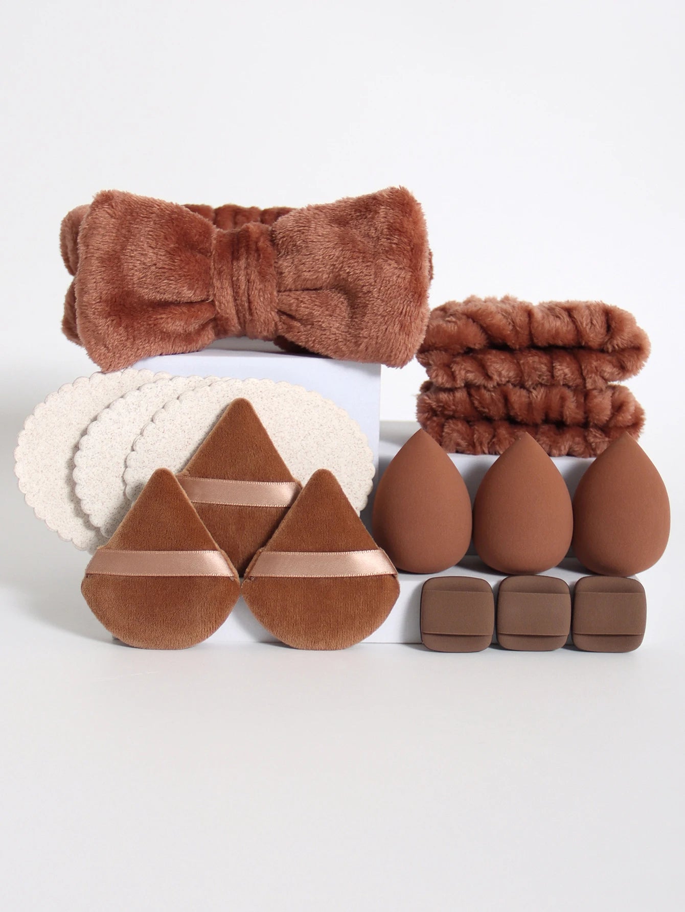 LuxuryGlow 15-Piece Makeup Sponge & Cosmetic Puff Set – Beauty Blender, Headband & Wristband