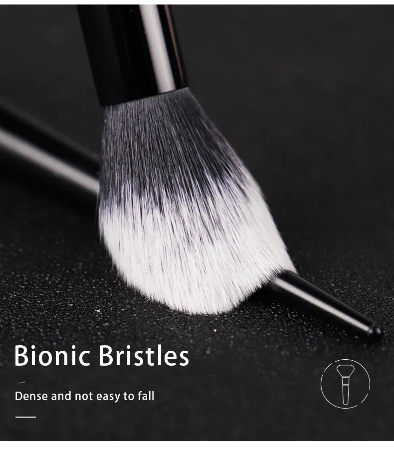 LuxuryGlow Soft Highlight Makeup Brush – Synthetic Fiber Bristles & Sleek Black Handle for Flawless Glow