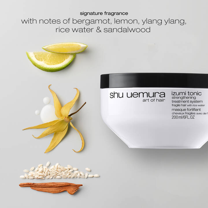 Mascarilla capilar tónica fortalecedora Shu Uemura Izumi con agua de arroz: repara y espesa el cabello.