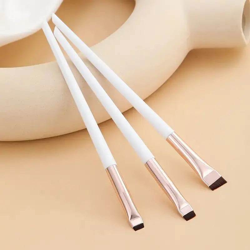 LuxuryGlow 3-Piece Eyeliner & Eyebrow Brush Set – Ultra-Fine & Flat Precision Tools
